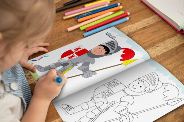 Super Jumbo Fantasy Colouring Book | Super Jumbo Colouring Book - Image 5