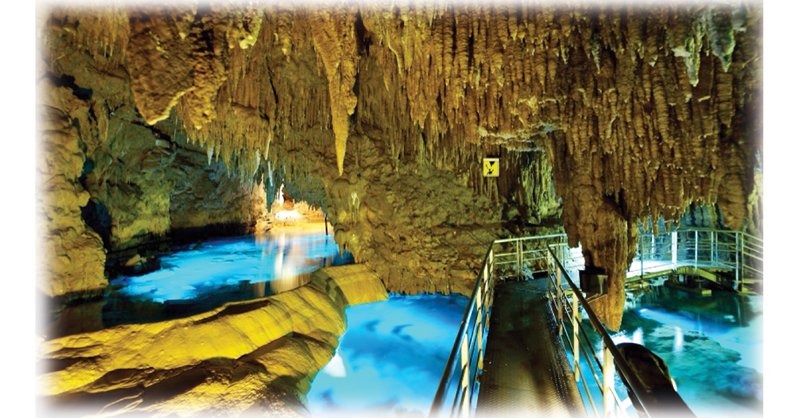 Illuminated-Caves