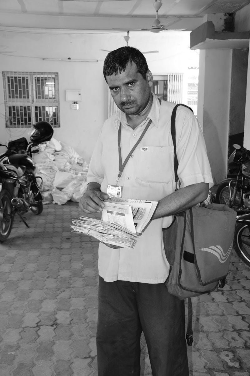 THE POSTMAN - Sawan Books
