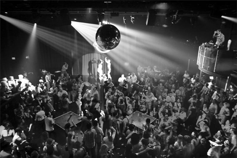 The Night Club - Sawan Books